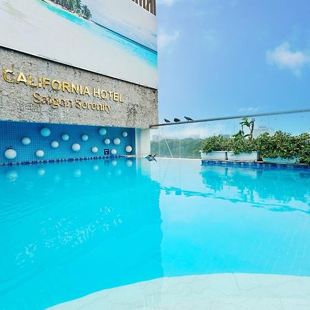 California Saigon Hotel & Rooftop Pool Хошимин Экстерьер фото